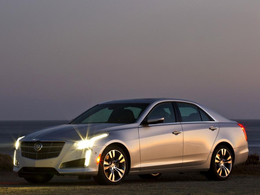  Cadillac CTS Vsport 2013 года  (фото 14 из 17)